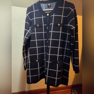 AK  Black and White Window Pane Patterned Sweater Jacket Large